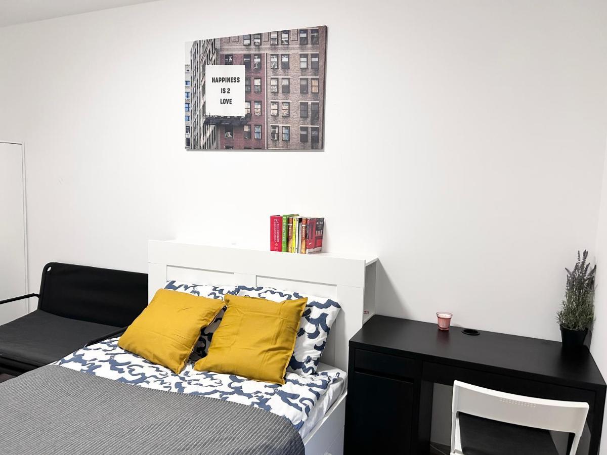 New 2022 Family&Friends Downtown Ac 3Br 2Ba Free Parking Big Balcony Near Metro&Train Station Self Check-In Apt Budapest Exterior foto