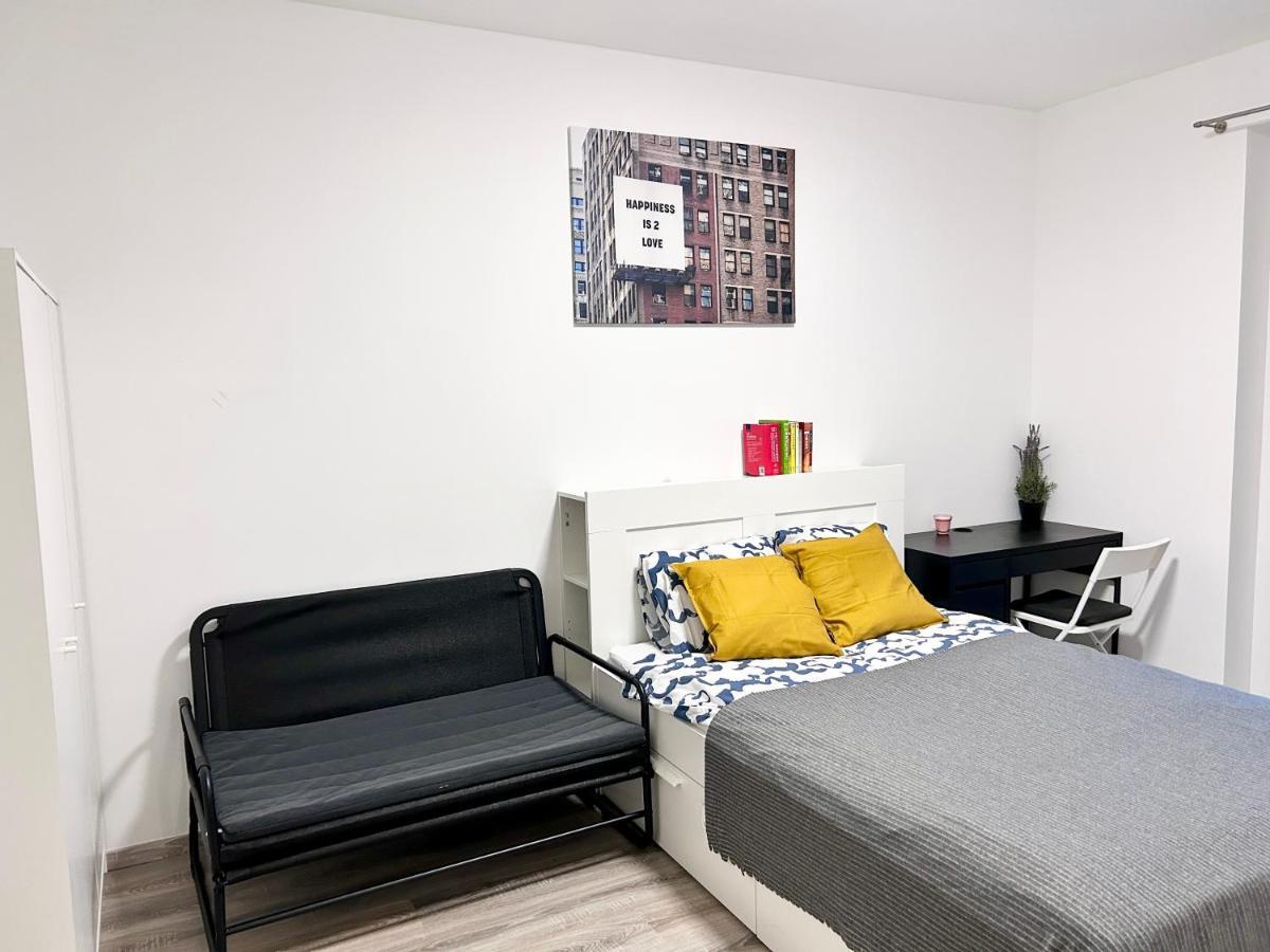 New 2022 Family&Friends Downtown Ac 3Br 2Ba Free Parking Big Balcony Near Metro&Train Station Self Check-In Apt Budapest Exterior foto